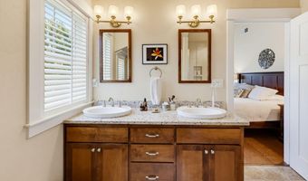955 Overlook Dr, Ashland, OR 97520