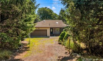 28 Penn Forest Trl, Albrightsville, PA 18210