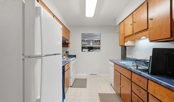 1061 Western Dr, Ann Arbor, MI 48103
