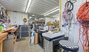 135 E Brown Dr, Avilla, IN 46710