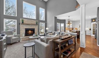 1249 Arbor Bluff Cir, Ballwin, MO 63021