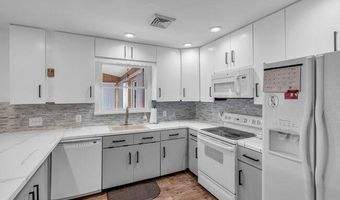 24 Woodland Rd, Bayville, NJ 08721