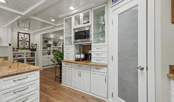 4568 Shade Rd, La Mesa, CA 91941