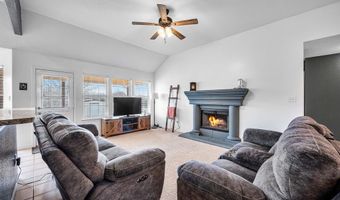 207 Deer Creek Dr, Alvord, TX 76225