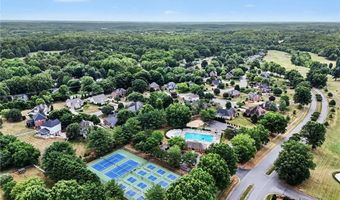 121 N Wildcat Run Ct, Advance, NC 27006