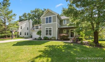 4936 W Village Trl SE, Ada, MI 49301