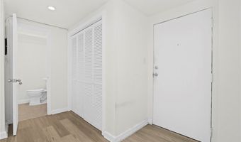 1525 N Hayworth Ave 204, Los Angeles, CA 90046