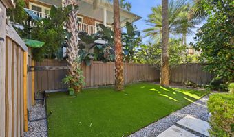 698 BEACH Ave, Atlantic Beach, FL 32233