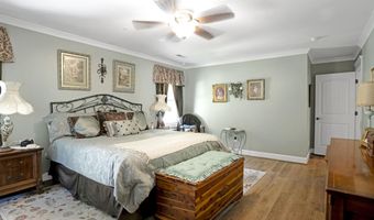 1507 LITTLEBRANDT Dr, Anniston, AL 36205