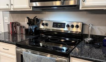 505 Butter Rd, Bonneau, SC 29431