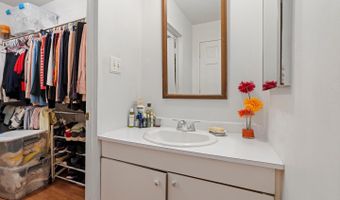 12 PENNY Ln #12, Baltimore, MD 21209