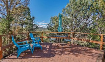 174 Hondo Seco Rd, Arroyo Hondo, NM 87513