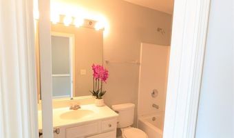 1010 Prestwyck Ct, Alpharetta, GA 30004