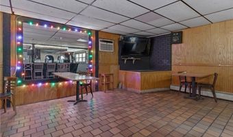 354 Tiogue Ave, Coventry, RI 02816