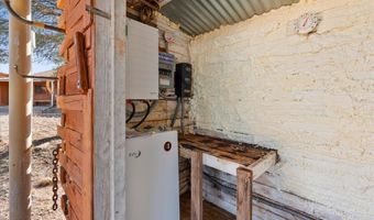 9797 W Rocky Rabbit Rd, Ash Fork, AZ 86320