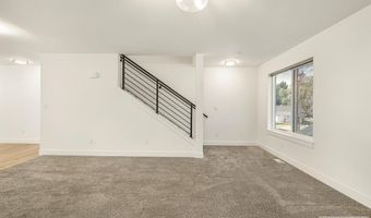 676 E Court St #302, Blackfoot, ID 83221