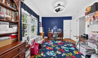 2051 W LIVINGSTON St, Allentown, PA 18104