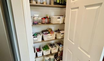 1209 NE 15th Ave, Aberdeen, SD 57401