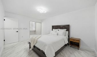 3549 Magellan Cir 418, Aventura, FL 33180