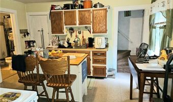 1 Side Hill St, Hopkinton, RI 02832