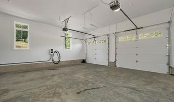 83 Parker Ridge Rd, Bartlett, NH 03812