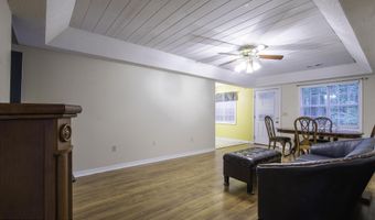 711 Lovers Lane Rd, Booneville, MS 38829