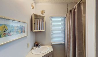56 Leisure Dr, Auburndale, FL 33823
