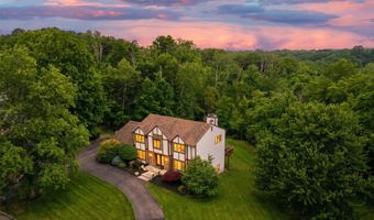 3 Larissa Ct, Airmont, NY 10952