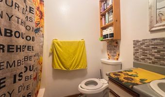 485 WAIANUENUE Ave D-219, Hilo, HI 96720
