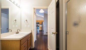 4107 Boulder Pond Dr, Ann Arbor, MI 48108