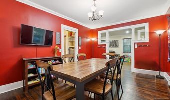 18 Carlisle St, Bergenfield, NJ 07621