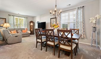 24 Pond View Cir, Barnegat, NJ 08005