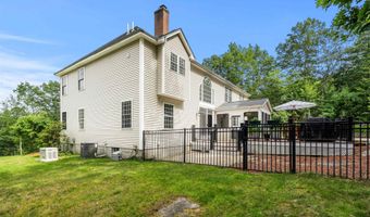 60 Camelot Dr, Bedford, NH 03110