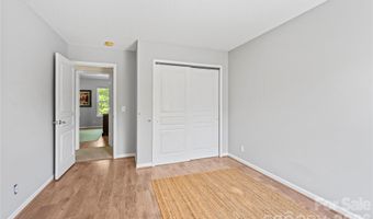 27 Sunview Cir, Arden, NC 28704