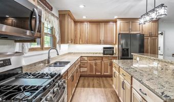 100 SOLAR Ln, Baker, WV 26801