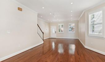 908 LONGFELLOW St NW, Washington, DC 20011