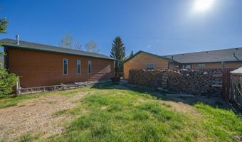 29 Mountain Dr, Cody, WY 82414