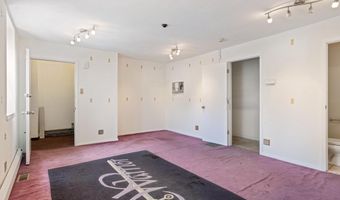 7026 RIDGE Ave, Philadelphia, PA 19128