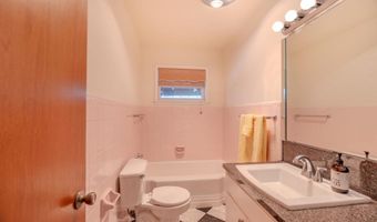 309 W Christopher Dr, Clovis, NM 88101