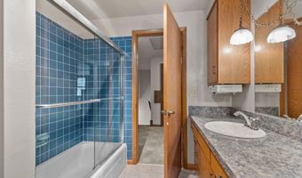 2601 BEECHWOOD Ct, Appleton, WI 54911