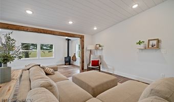 3000 Sales Rd, Belgrade, MT 59714