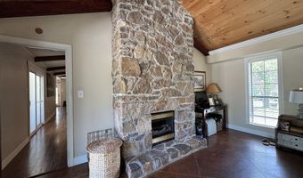 415 Woodland Rd, Batesville, MS 38606