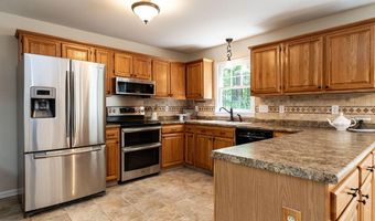 4032 Brook Cross Dr, Apex, NC 27539