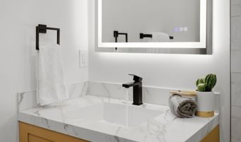 1712 Schiller St, Alameda, CA 94501