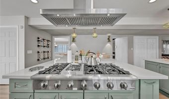 1400 Maria Elena Dr, Las Vegas, NV 89104