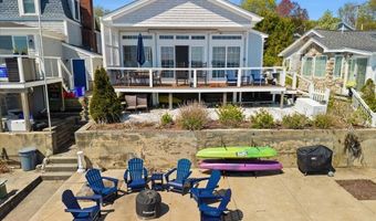 106 King Philip Ave, Bristol, RI 02809