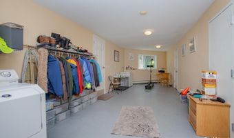 4450 Trapline Dr, Anchorage, AK 99516