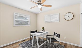 6334 Hurstgreen Ln, Affton, MO 63123