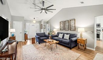 18 Ardmore Ave, Beaufort, SC 29907