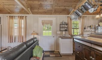 4492 E Tulip Rd, Bloomfield, IN 47424